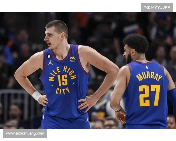 约基奇仅得6分仍轻松领先22分 坐替补席摇摆享受比赛乐趣 约基奇仅得6分仍轻松领先22分 坐替补席摇摆享受比赛乐趣